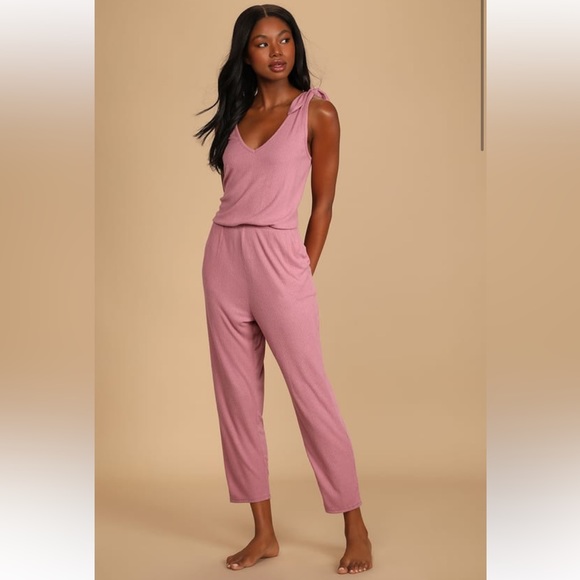 Lulus Pants - Lulu’s Belmore Ribbed Sleeveless Jumpsuit